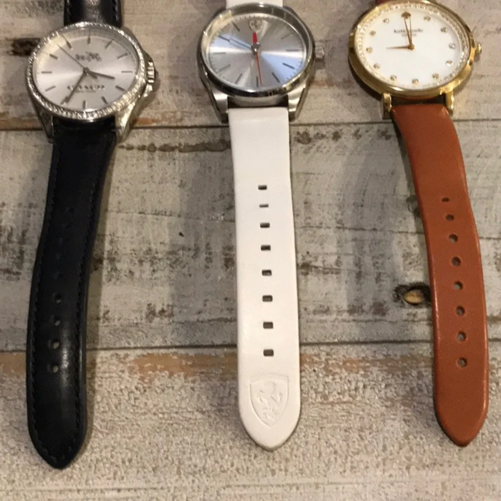 Lot of 3 Watches: Coach, Ferrari, Kate Spade - Picture 8 of 9